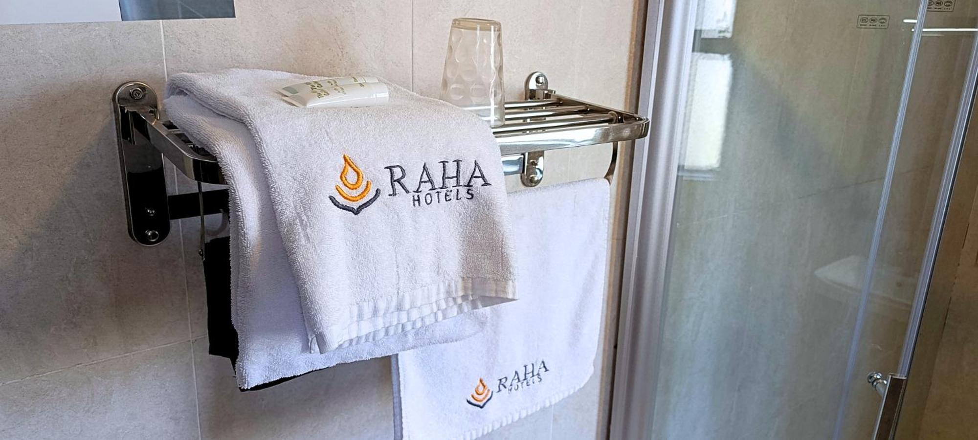 Raha Hotel & Suites Nairobi Ngoại thất bức ảnh
